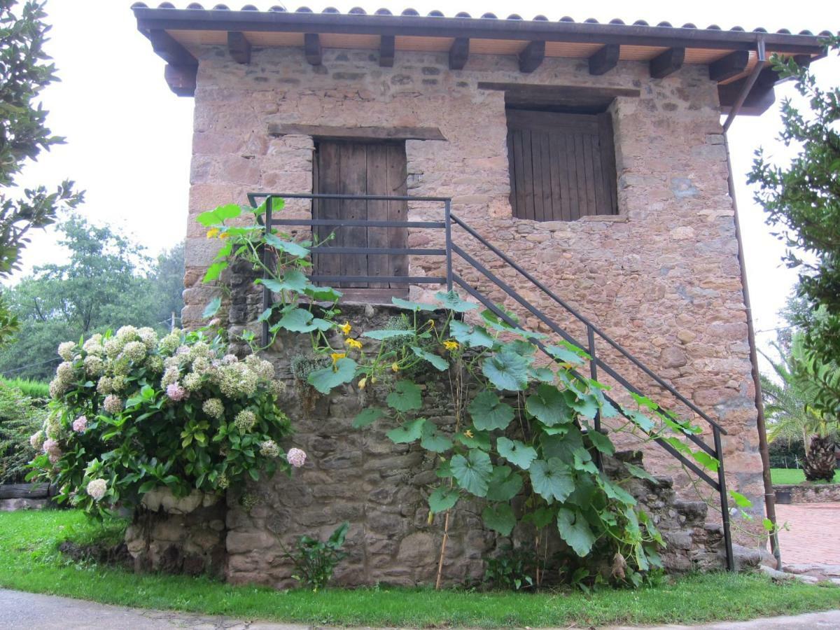 Mas El Llach La Vall de Bianya Exterior photo